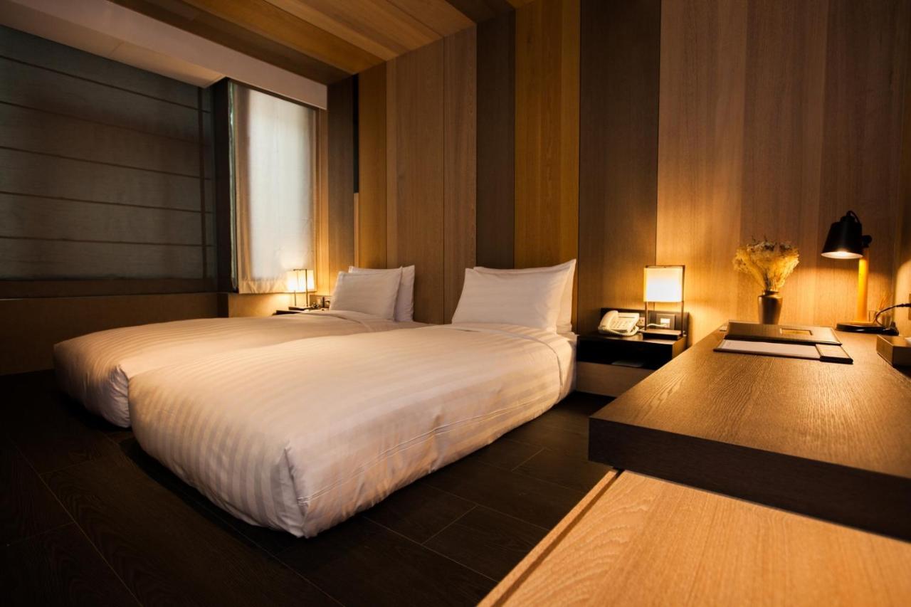 Hotel East Taipei Bagian luar foto