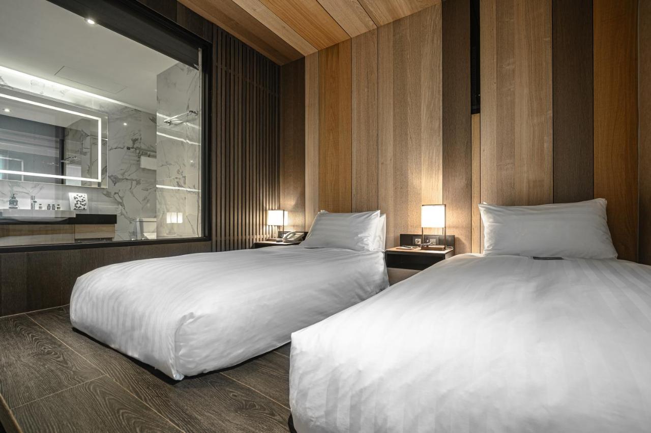 Hotel East Taipei Bagian luar foto