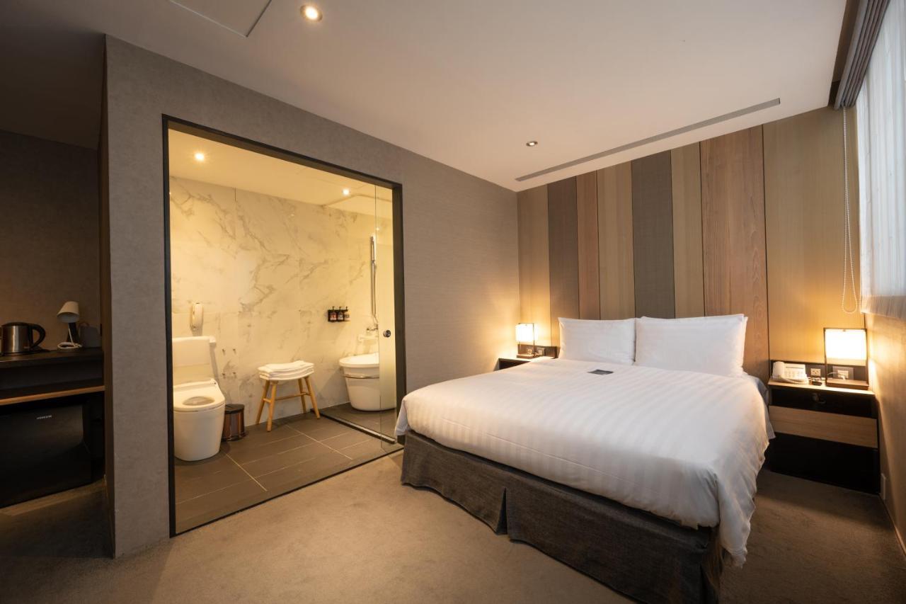 Hotel East Taipei Bagian luar foto